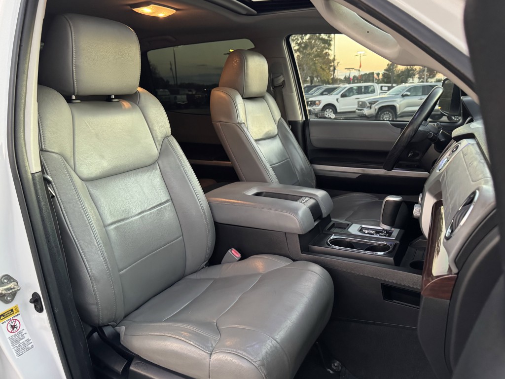 2014 Toyota Tundra Image 21