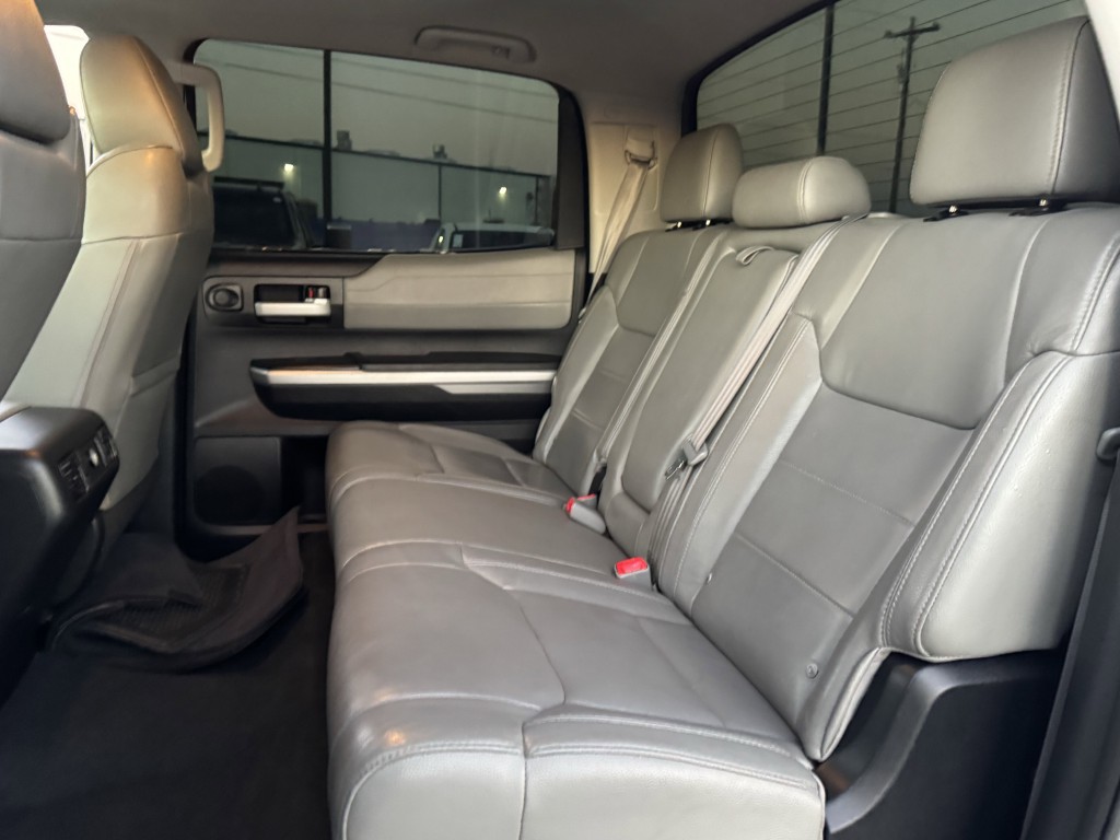 2014 Toyota Tundra Image 23