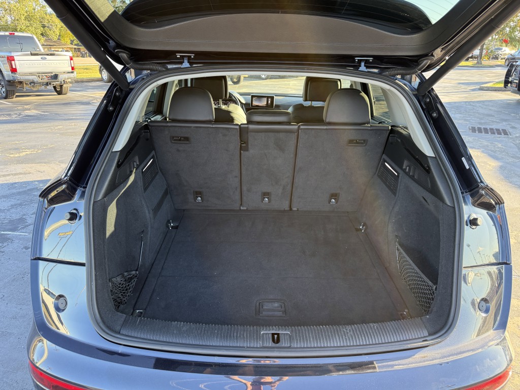 2019 Audi Q5 Image 38