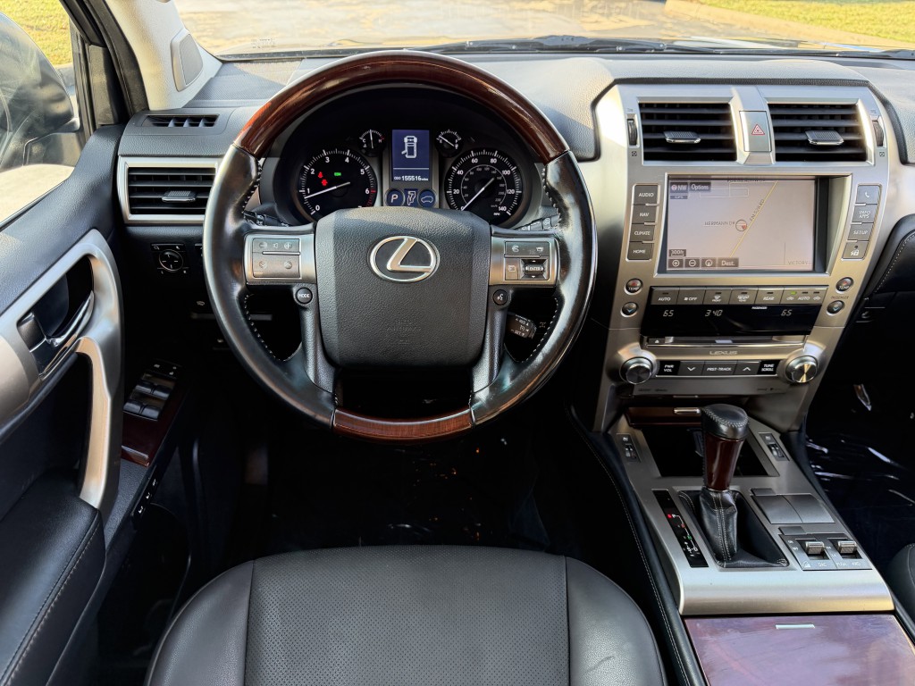 2019 Lexus GX Image 14