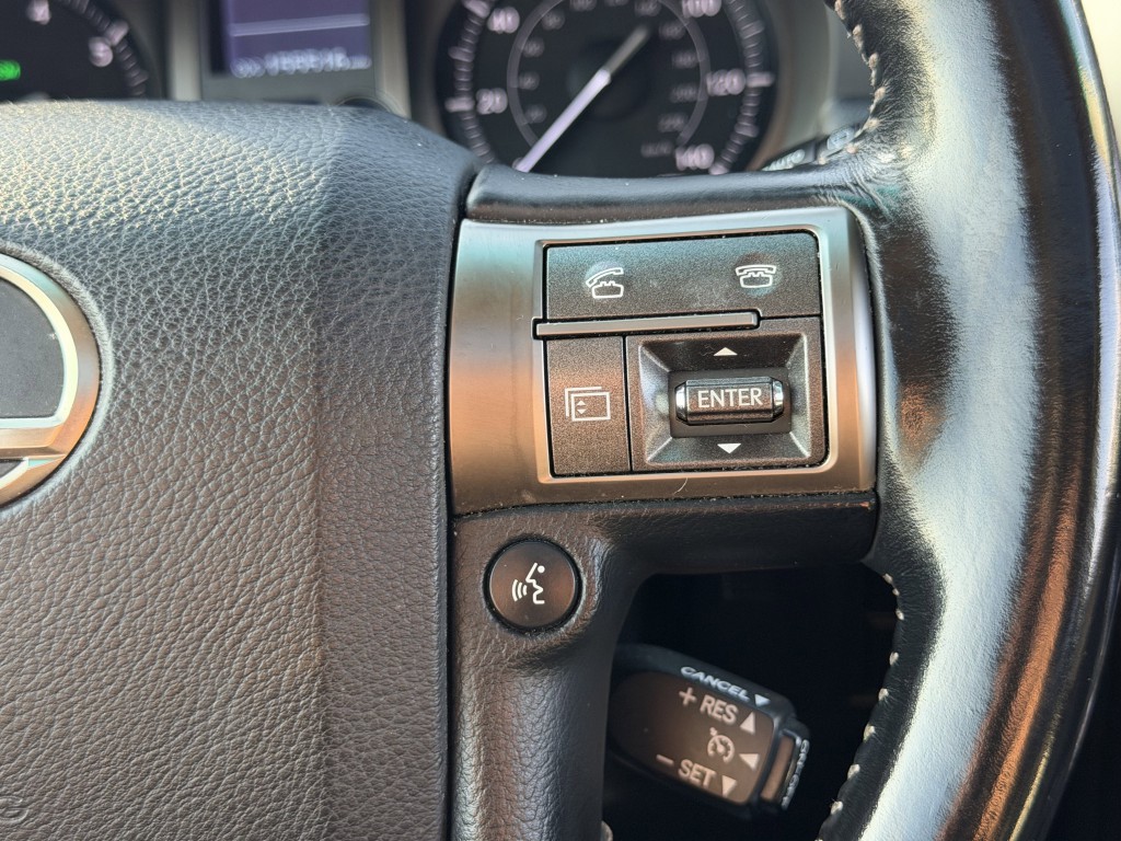 2019 Lexus GX Image 17