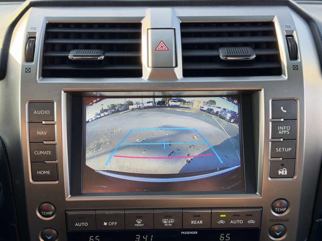 2019 Lexus GX Image 20