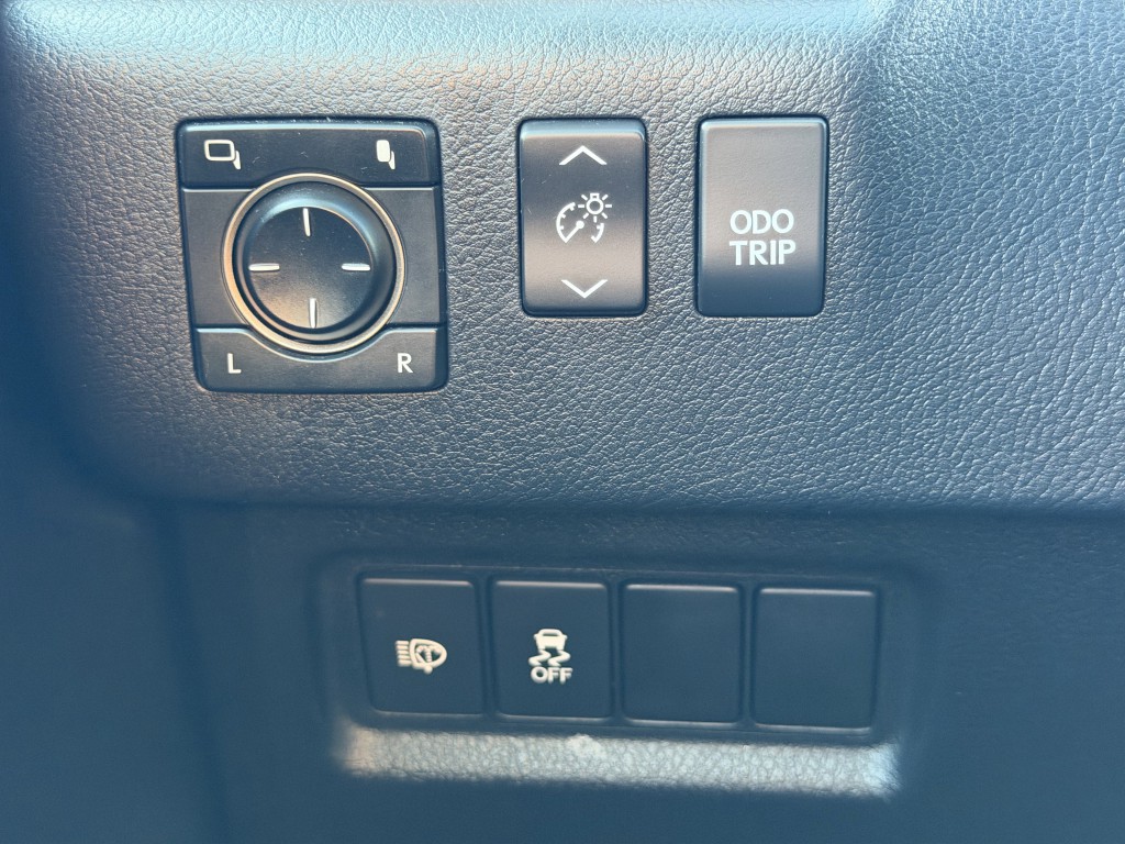 2019 Lexus GX Image 28