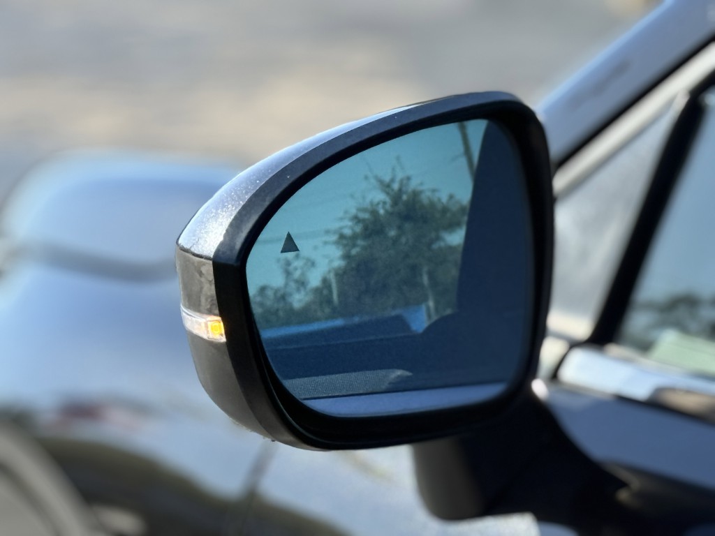 2022 Mitsubishi Outlander Image 11