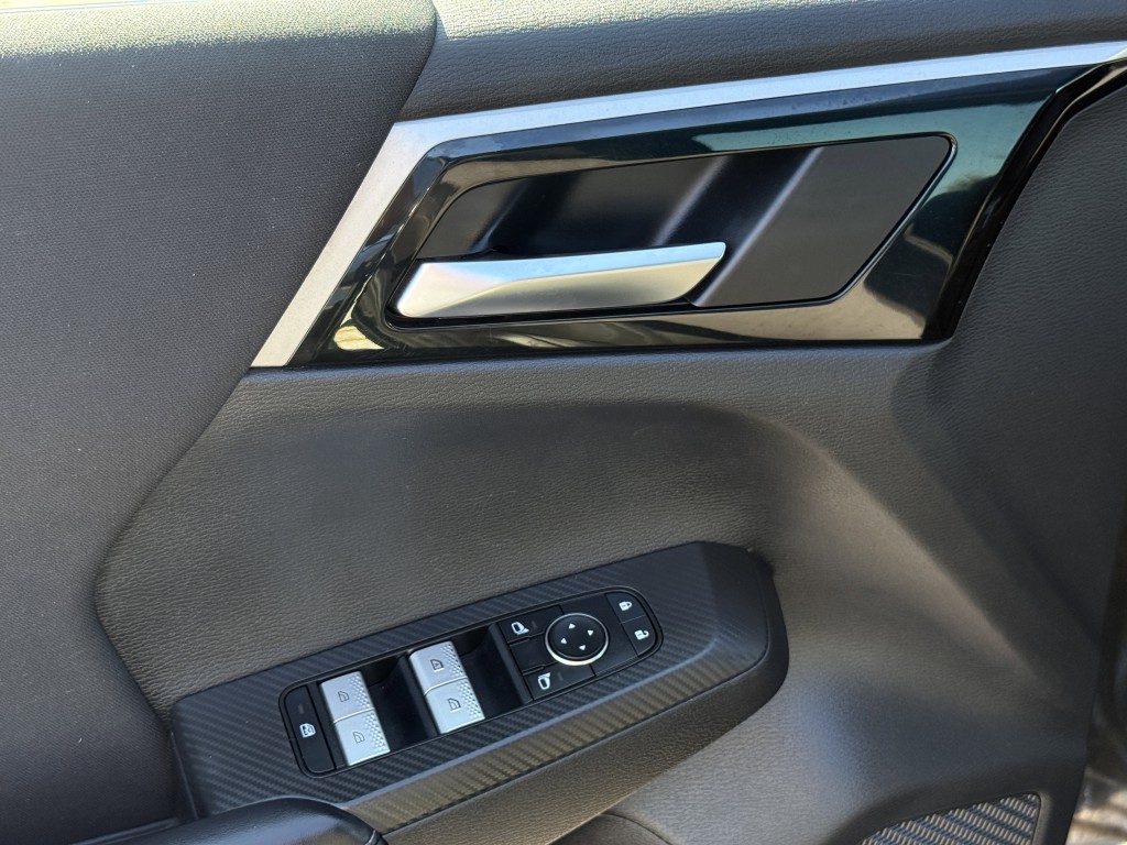 2022 Mitsubishi Outlander Image 26