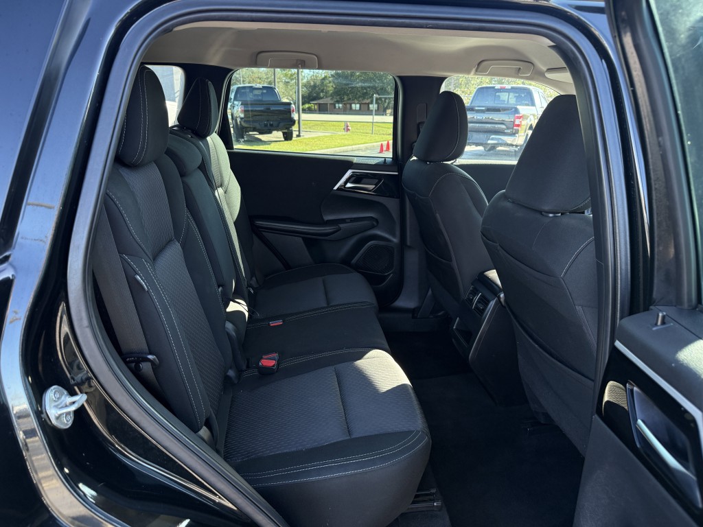 2022 Mitsubishi Outlander Image 29