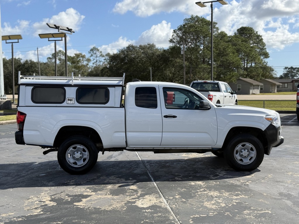 2022 Toyota Tacoma Image 10