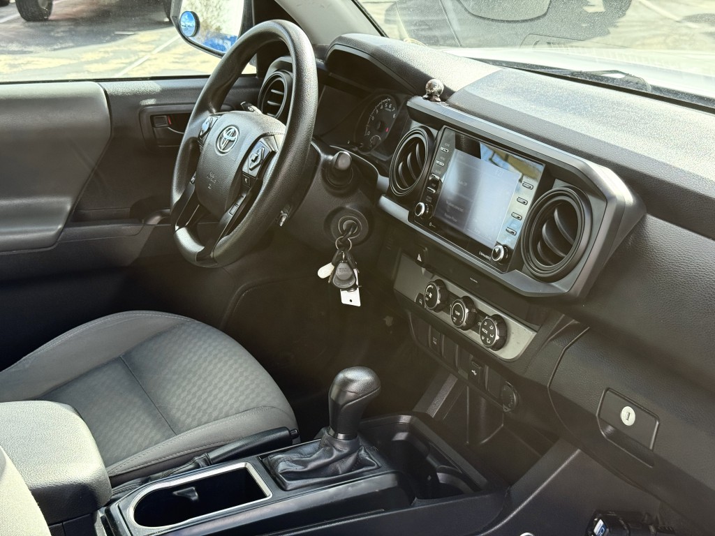 2022 Toyota Tacoma Image 13