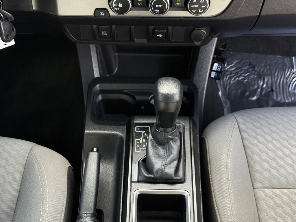 2022 Toyota Tacoma Image 22