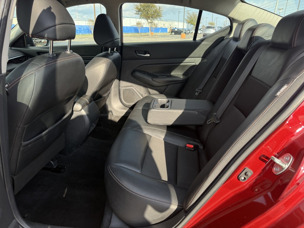 2021 Nissan Altima Image 29