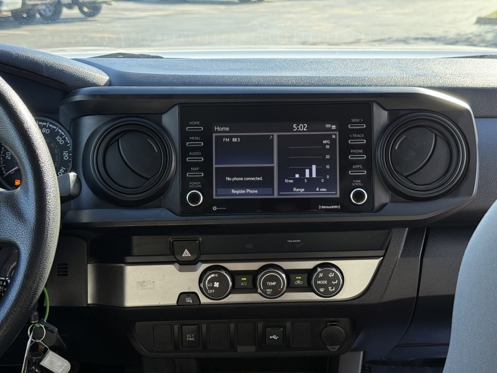 2022 Toyota Tacoma Image 19