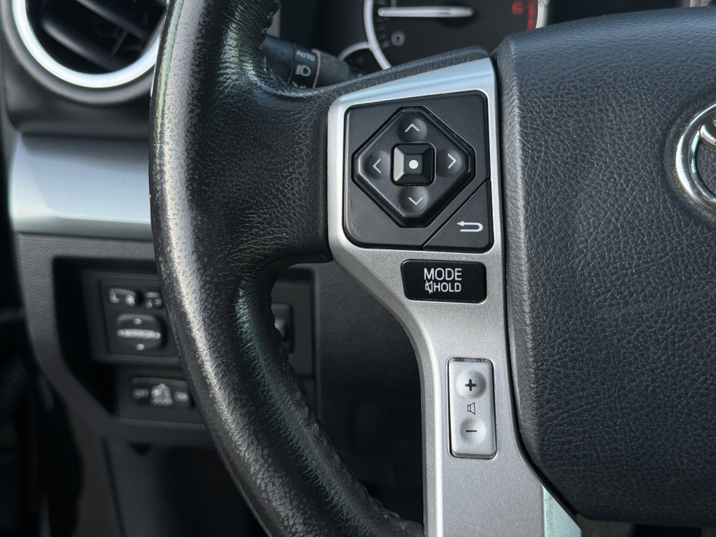 2014 Toyota Tundra Image 17