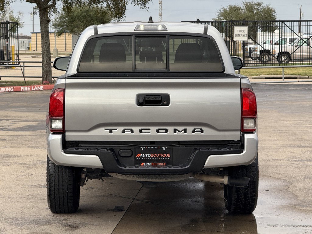 2021 Toyota Tacoma Image 7