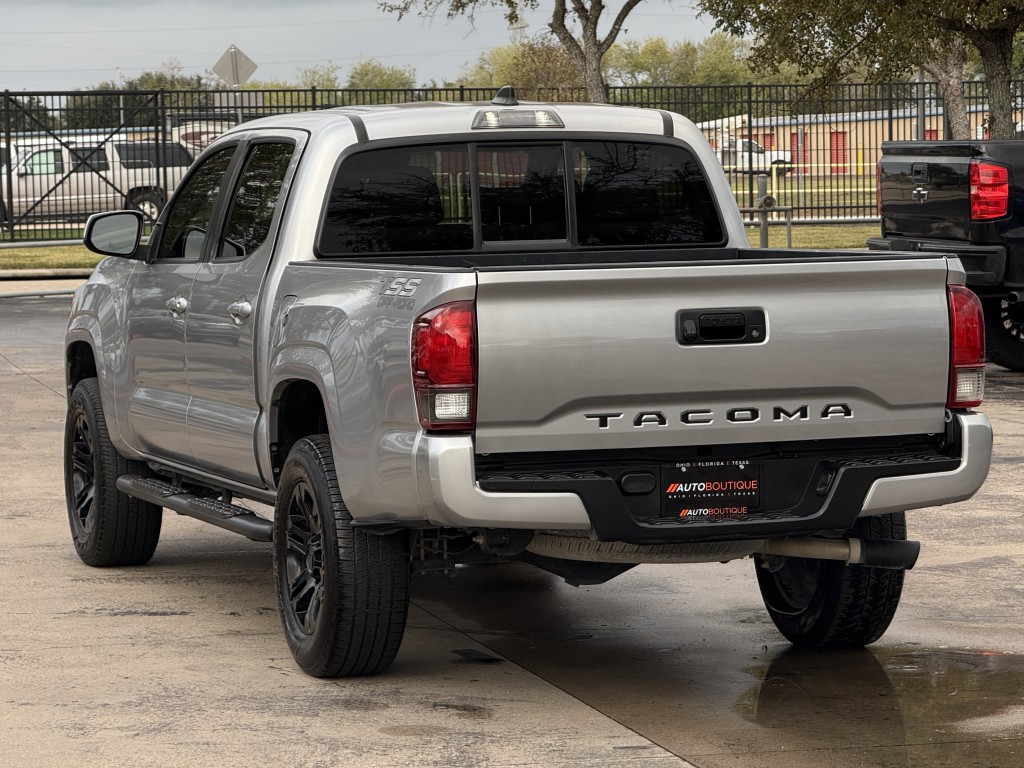 2021 Toyota Tacoma Image 8