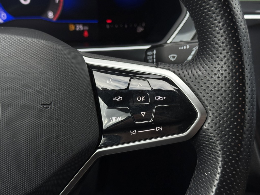 2022 Volkswagen Tiguan Image 18