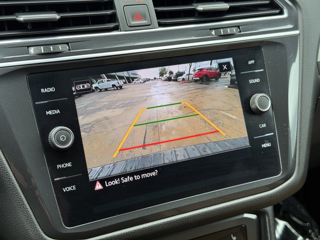 2022 Volkswagen Tiguan Image 21