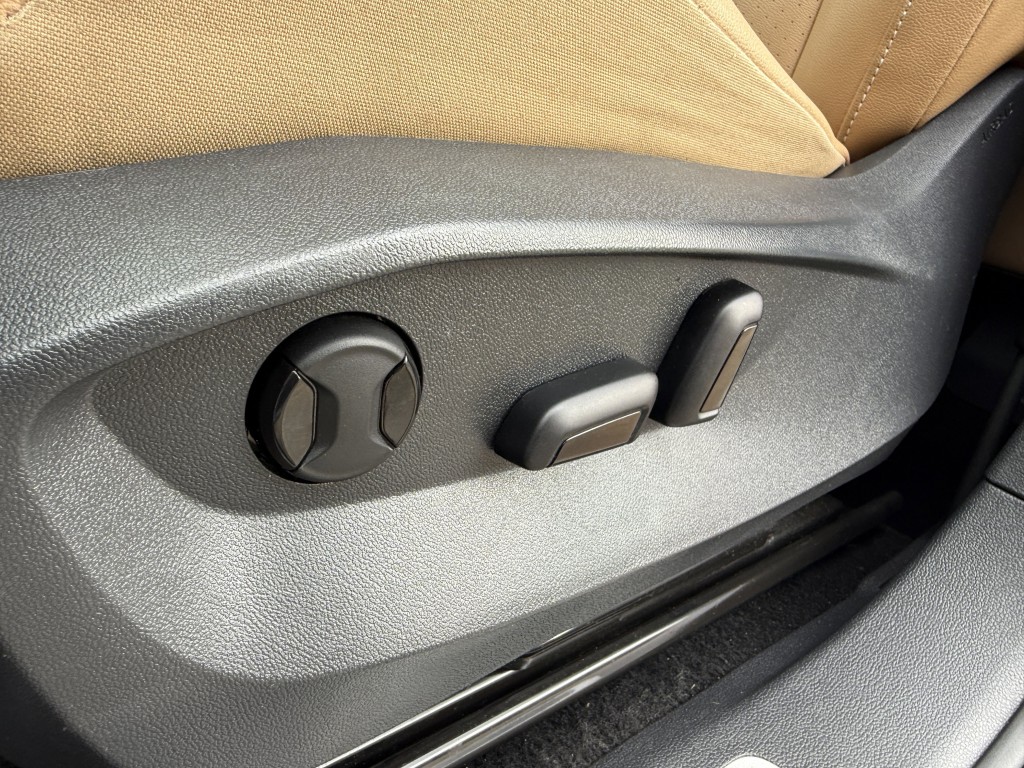 2022 Volkswagen Tiguan Image 25