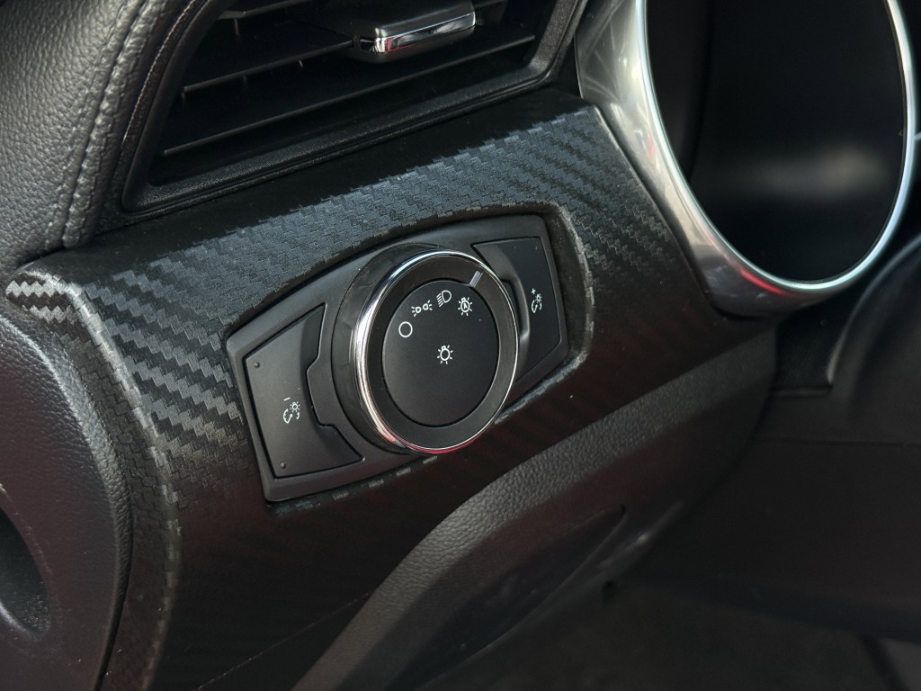 2020 Ford Mustang Image 28