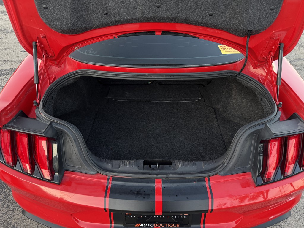 2020 Ford Mustang Image 34