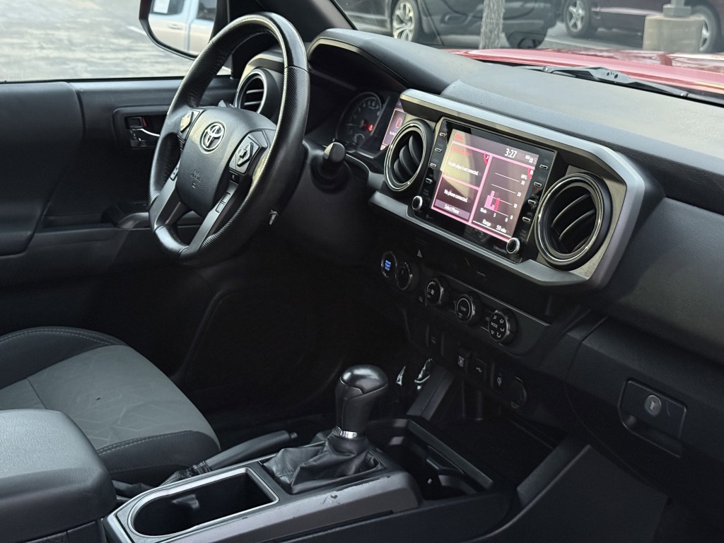 2020 Toyota Tacoma Image 13