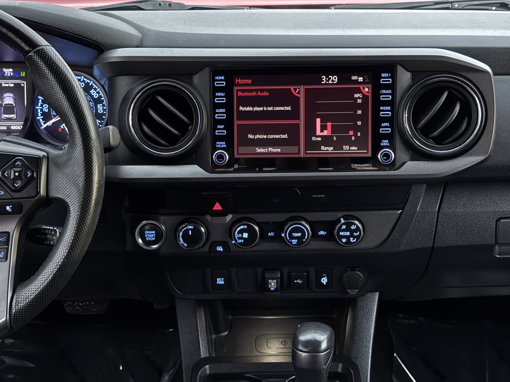 2020 Toyota Tacoma Image 19