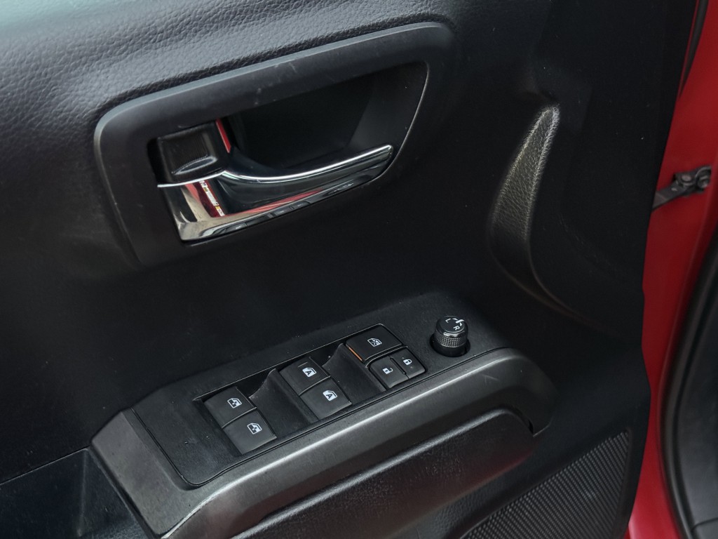 2020 Toyota Tacoma Image 23