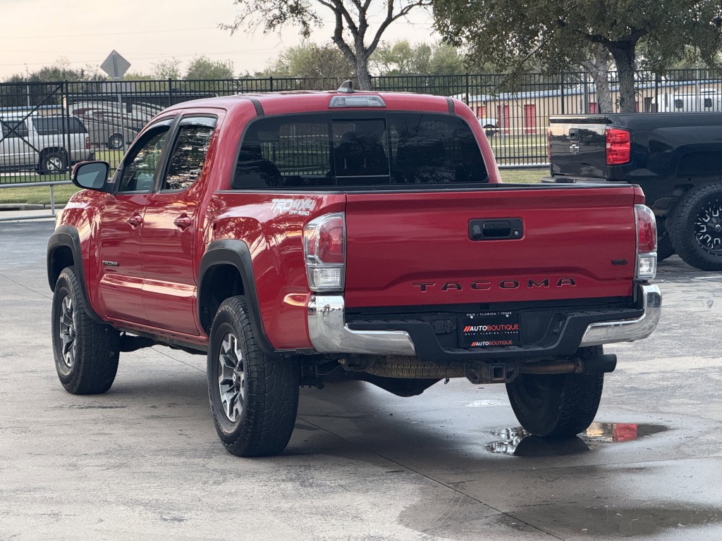 2020 Toyota Tacoma Image 10