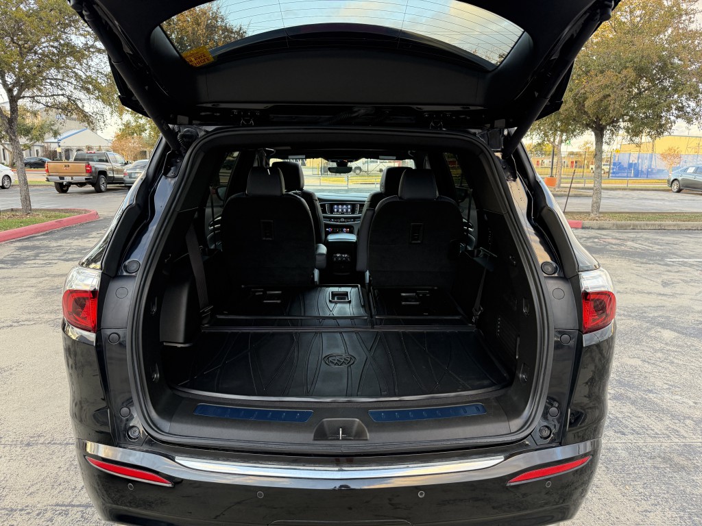 2023 Buick Enclave Image 37
