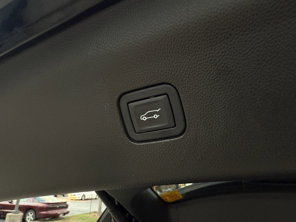 2023 Buick Enclave Image 40