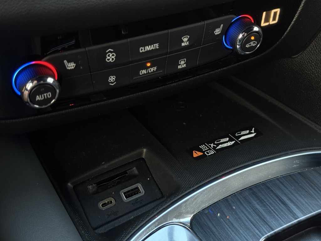 2023 Buick Enclave Image 22