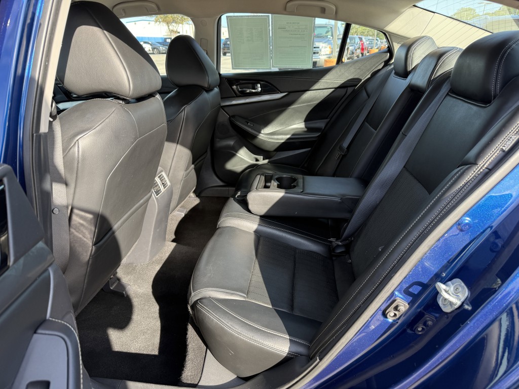 2021 Nissan Maxima Image 30
