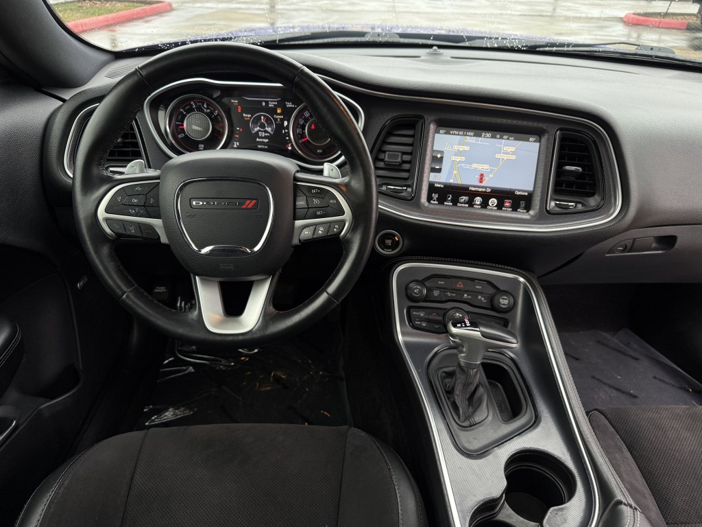 2016 Dodge Challenger Image 17