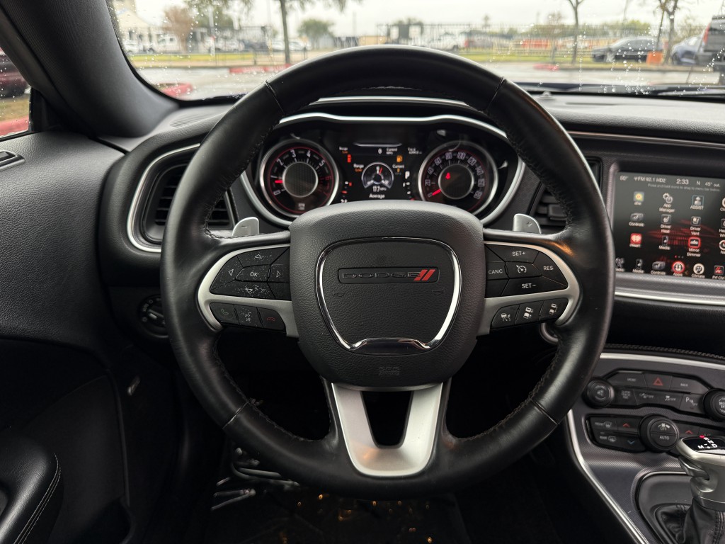 2016 Dodge Challenger Image 18