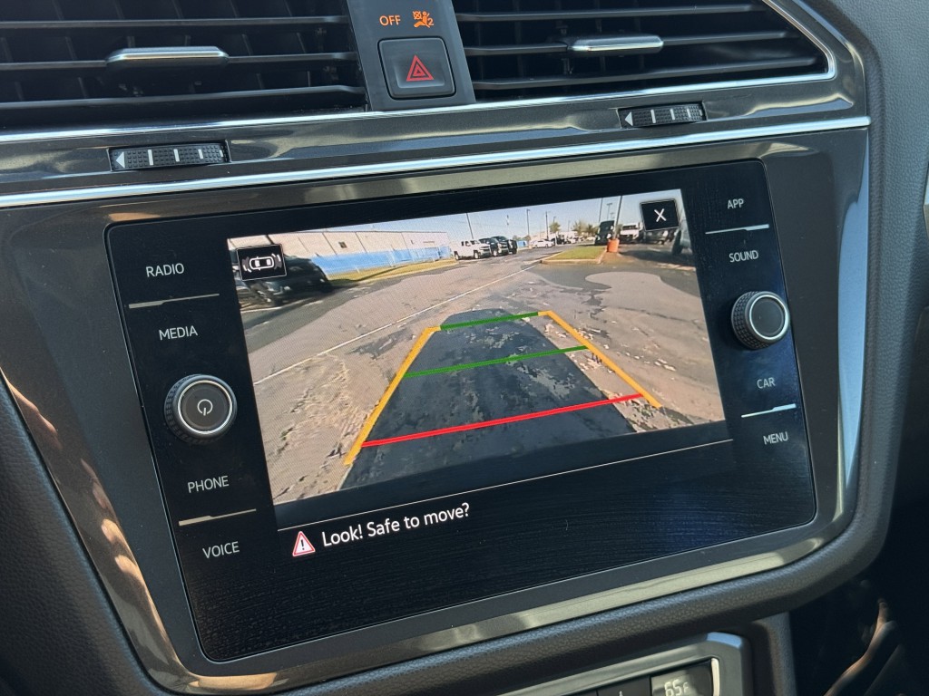 2021 Volkswagen Tiguan Image 23