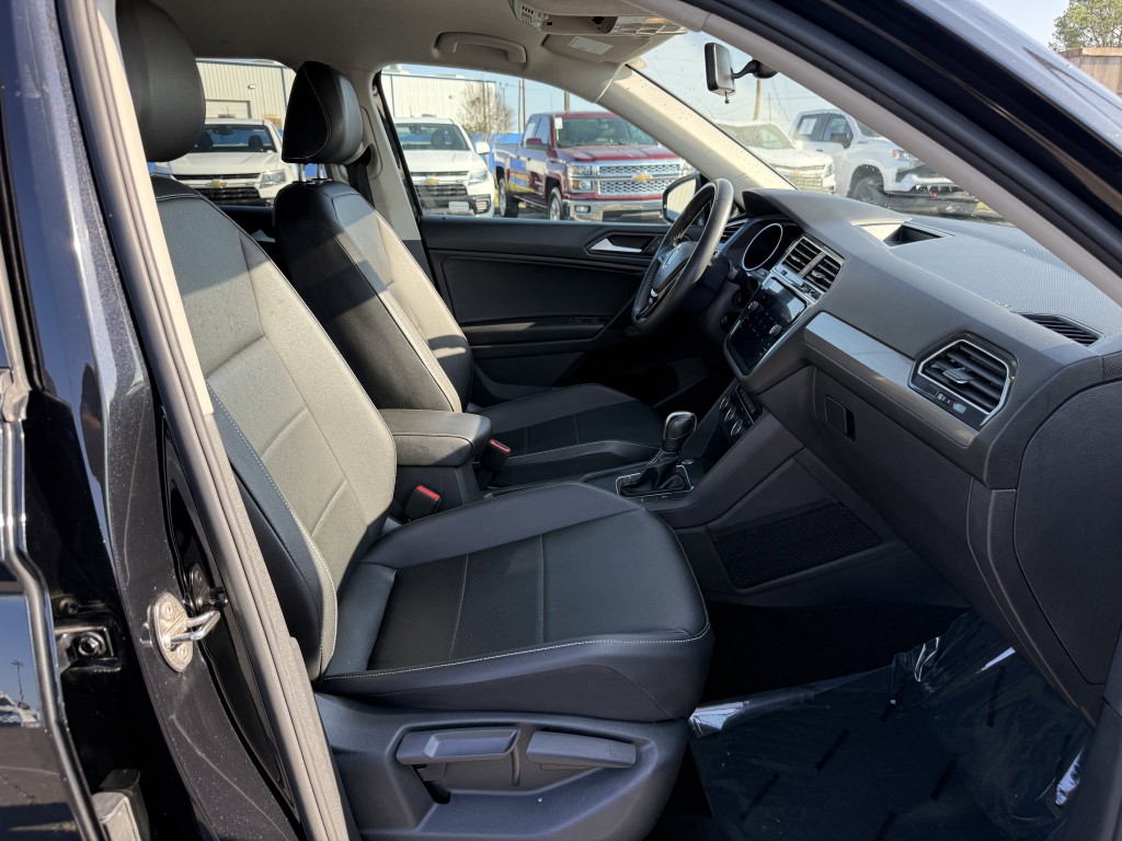 2021 Volkswagen Tiguan Image 27