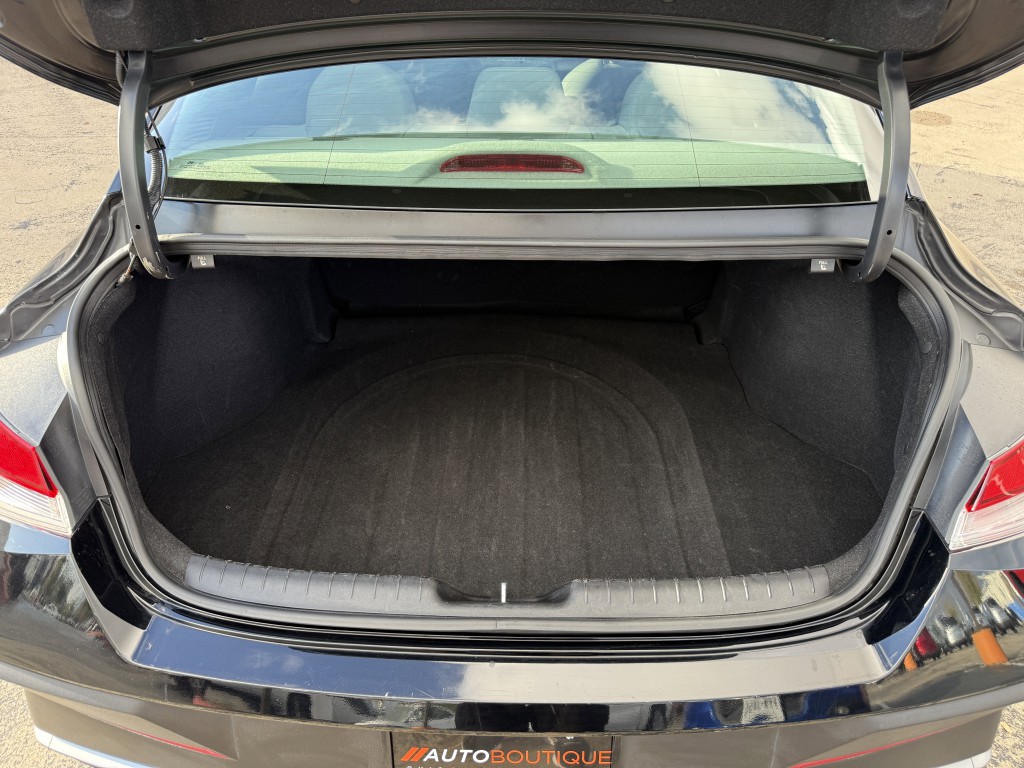 2024 Hyundai Elantra Image 29