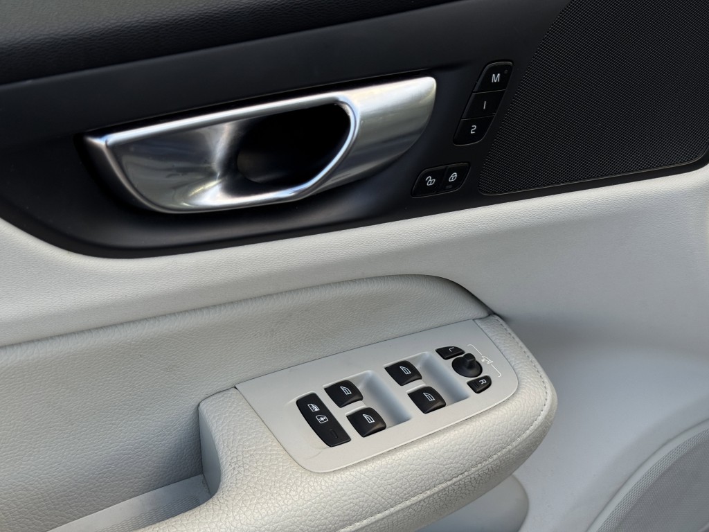 2022 Volvo S60 Image 25