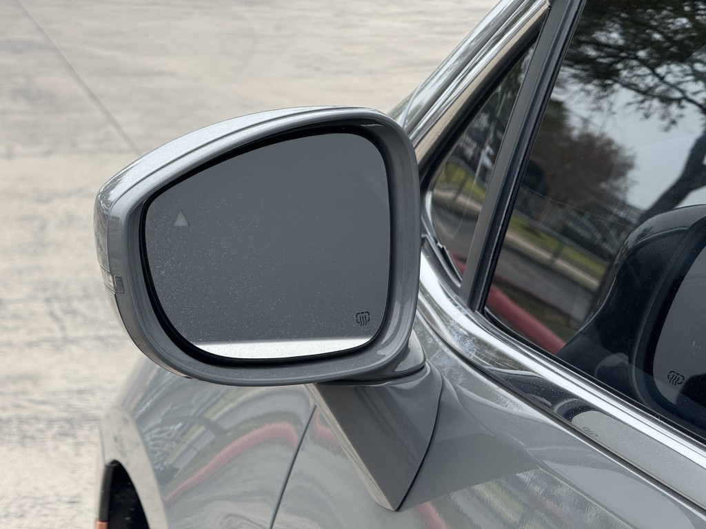 2021 Chrysler Pacifica Image 12