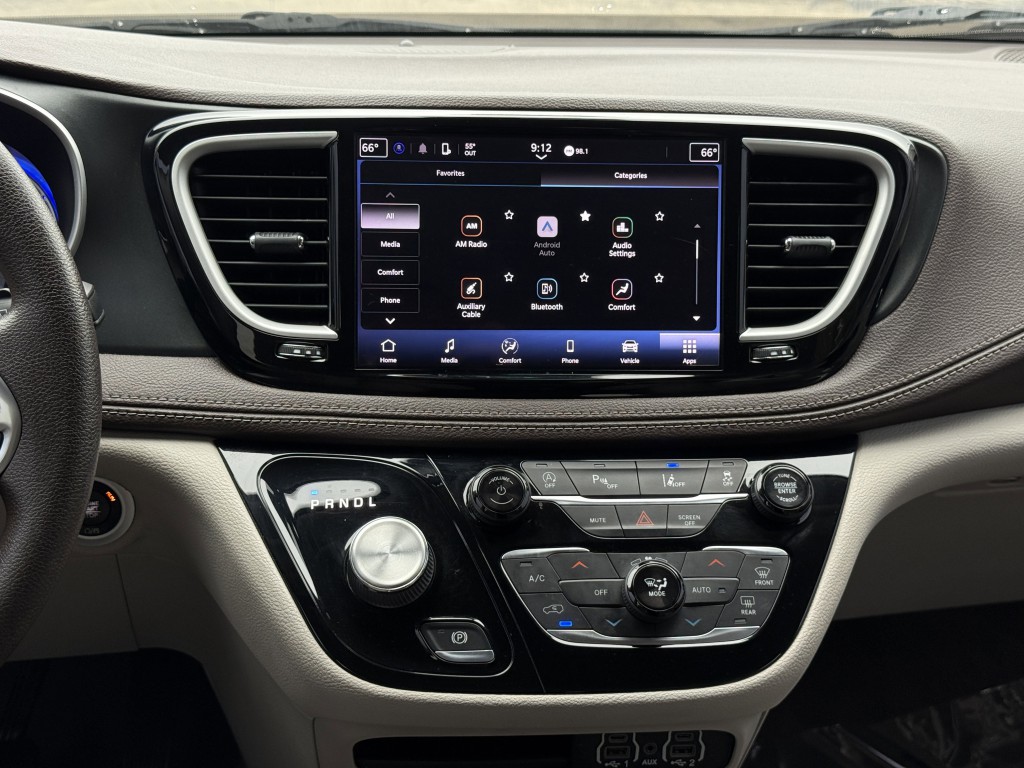 2021 Chrysler Pacifica Image 20