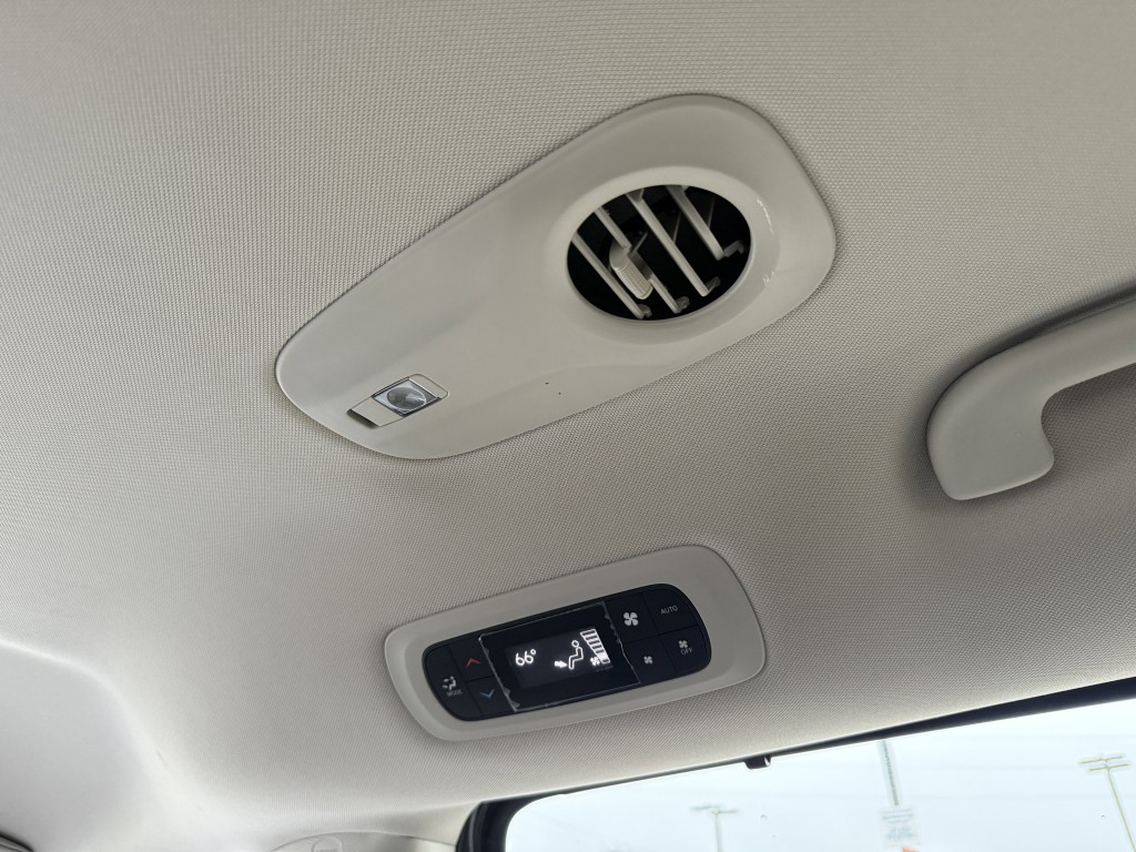 2021 Chrysler Pacifica Image 33