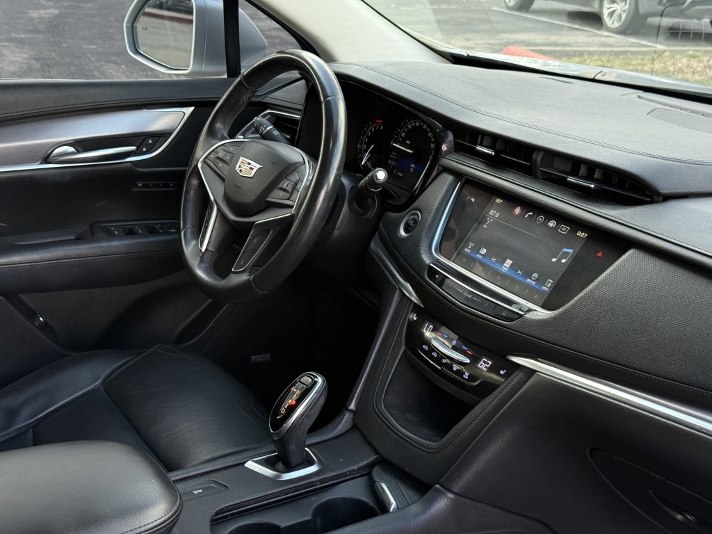 2018 Cadillac XT5 Image 14