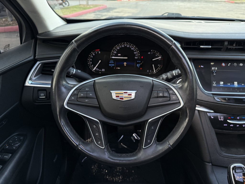 2018 Cadillac XT5 Image 16