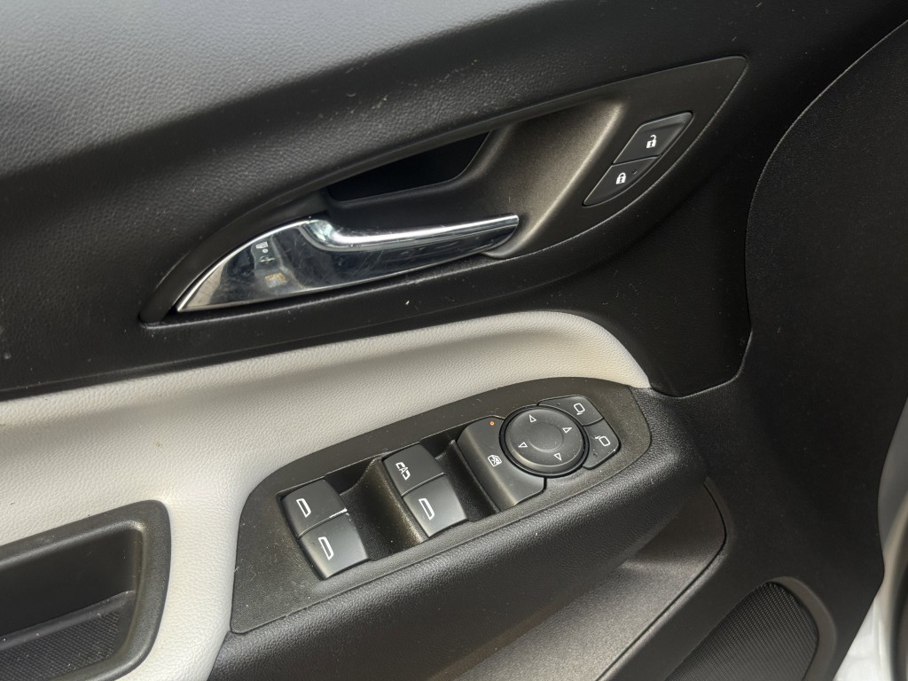 2023 Chevrolet Equinox Image 23