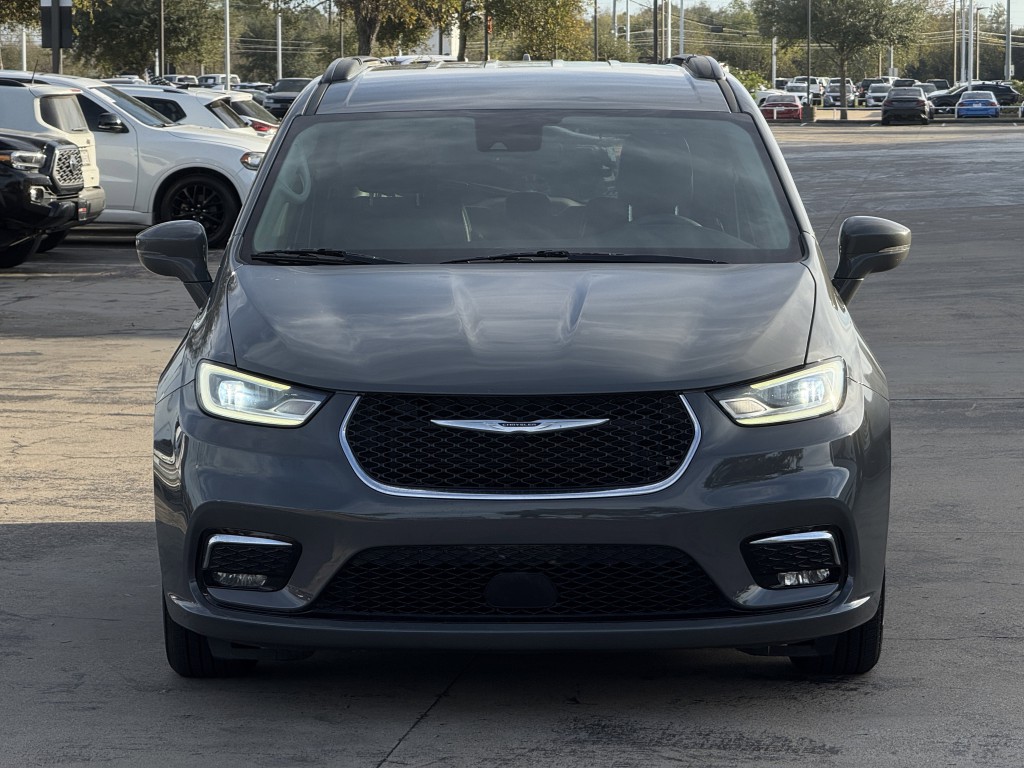 2022 Chrysler Pacifica Image 6