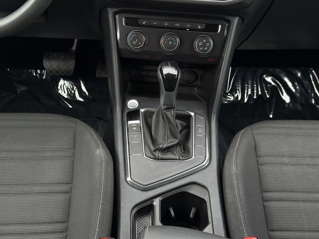 2023 Volkswagen Tiguan Image 22