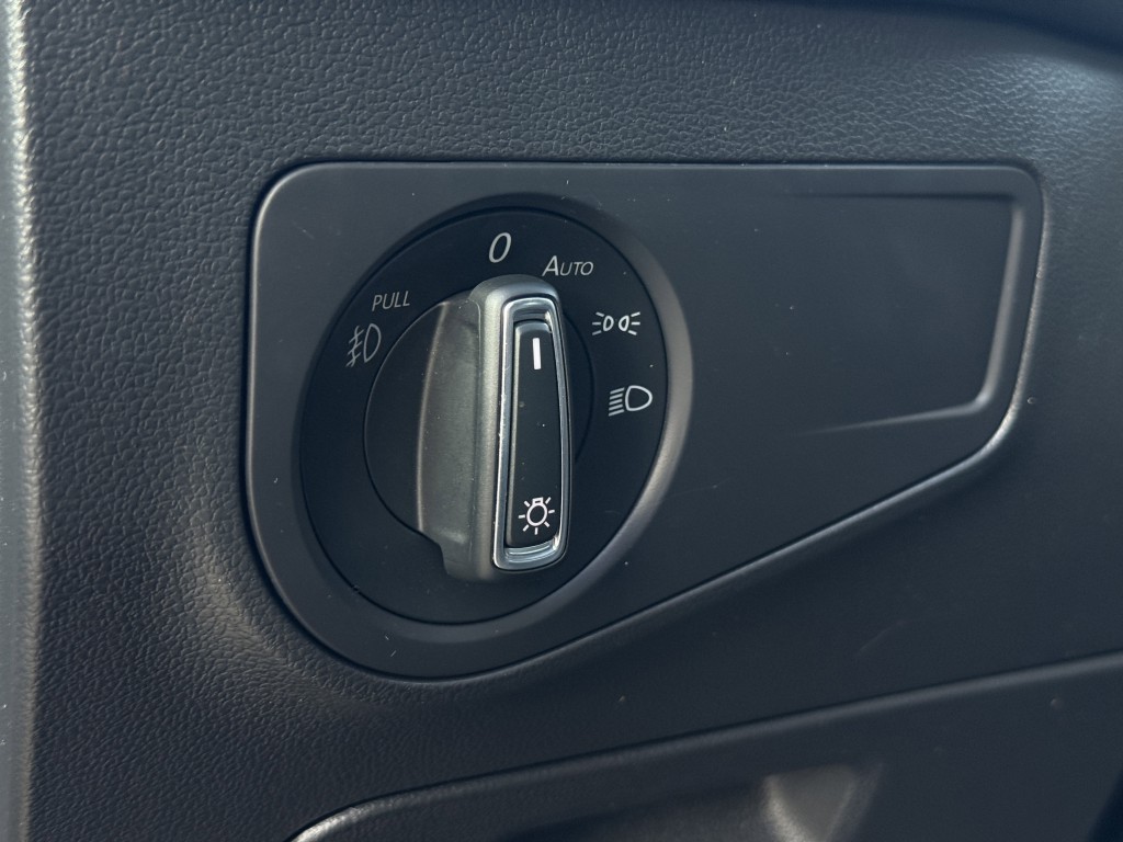 2020 Volkswagen Tiguan Image 25