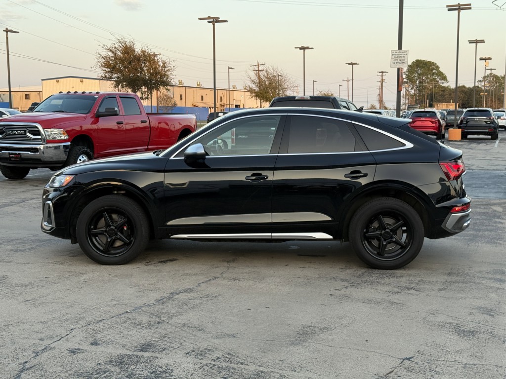 2022 Audi Q5 Image 10