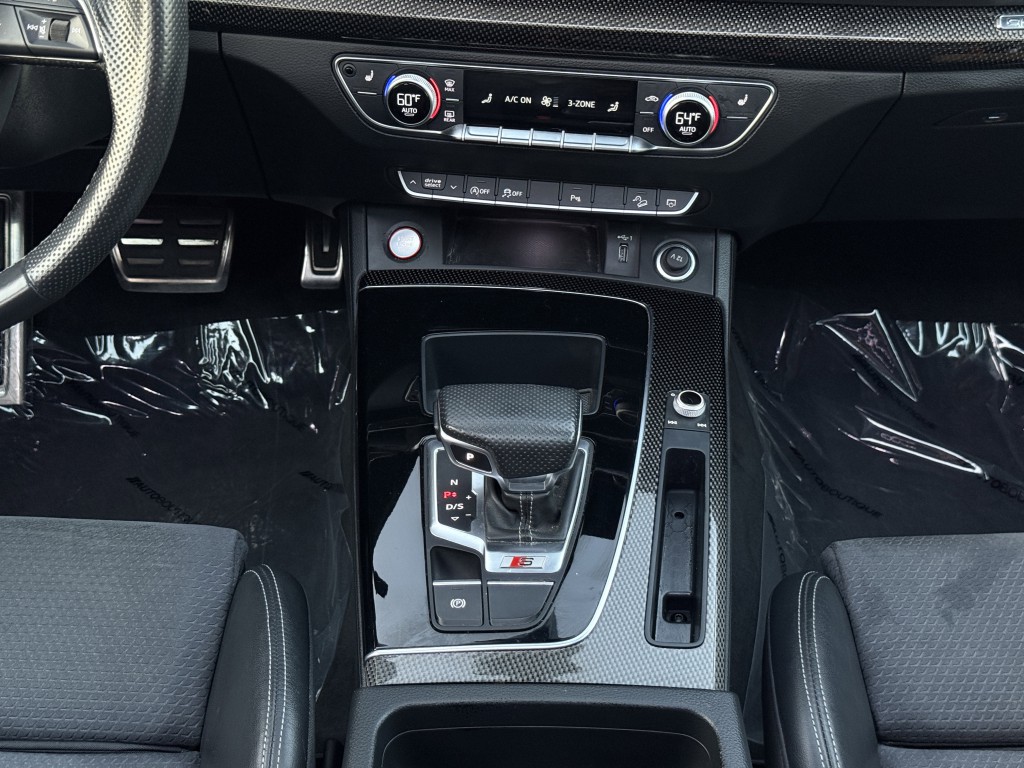 2022 Audi Q5 Image 22