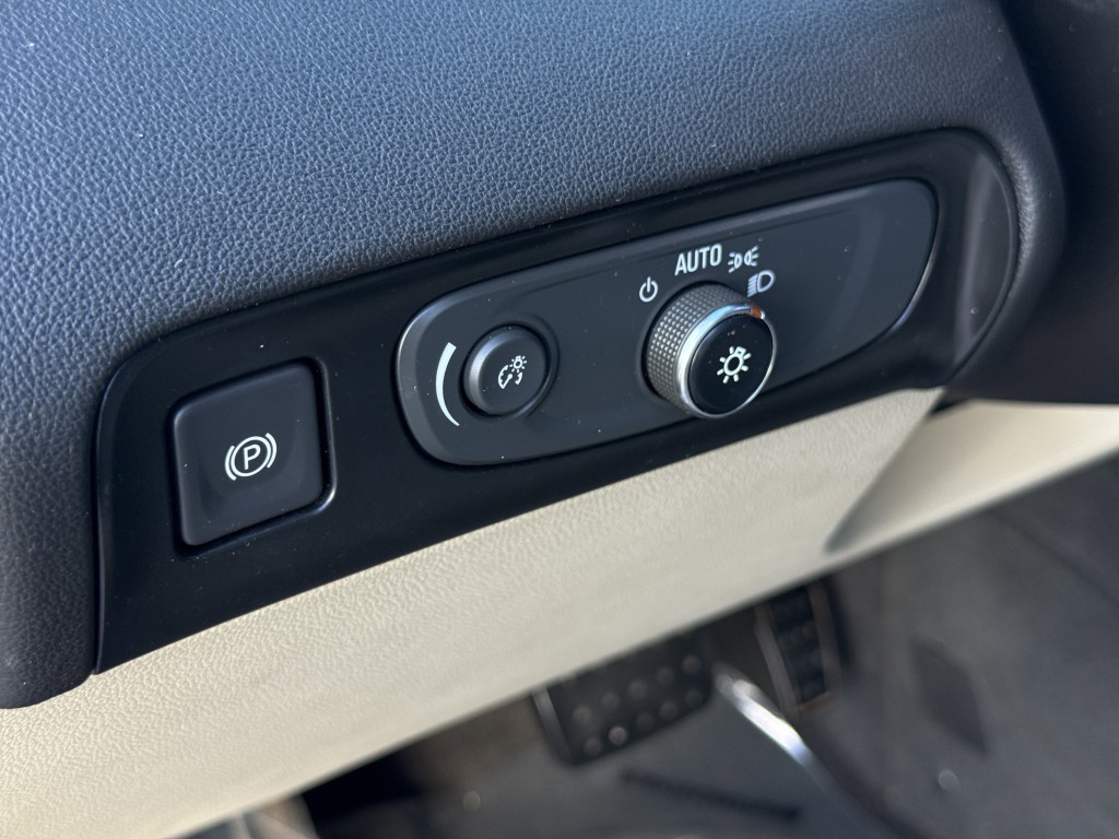 2019 Buick Enclave Image 21