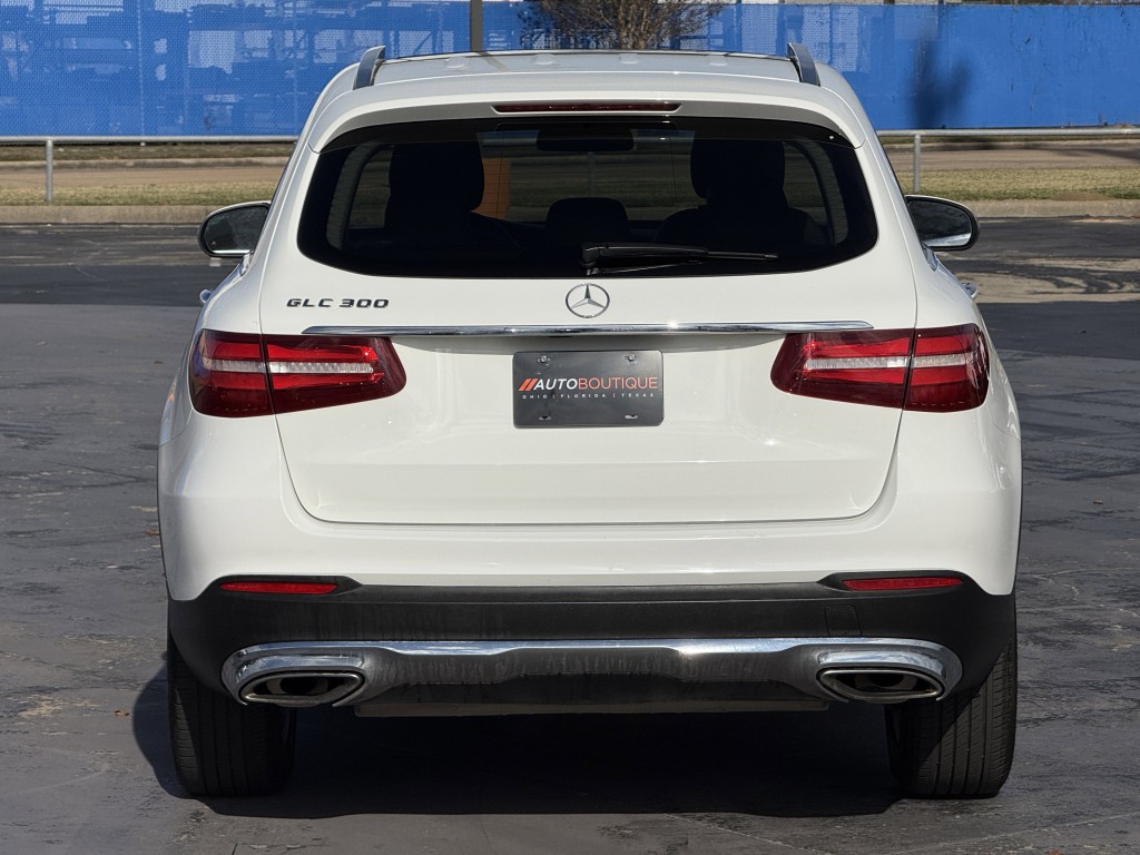 2018 Mercedes-Benz GLC-Class Image 8